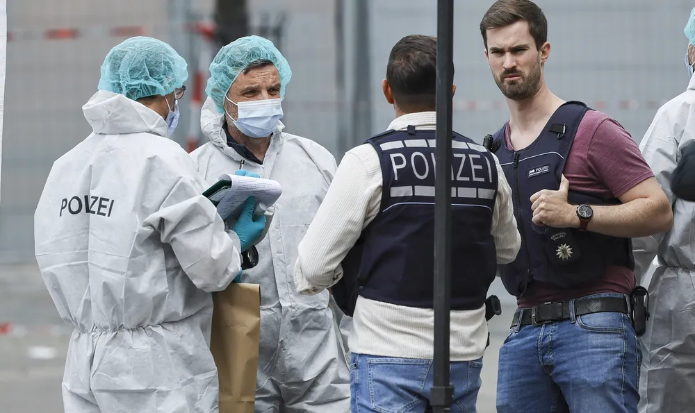 Прокурор за борба с тероризма поема делото срещу нападателя в Манхайм