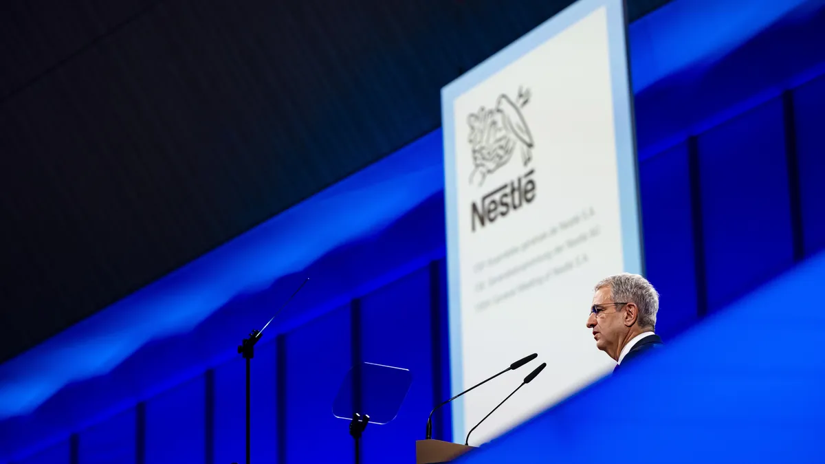 Промени в ръководството на Nestlé