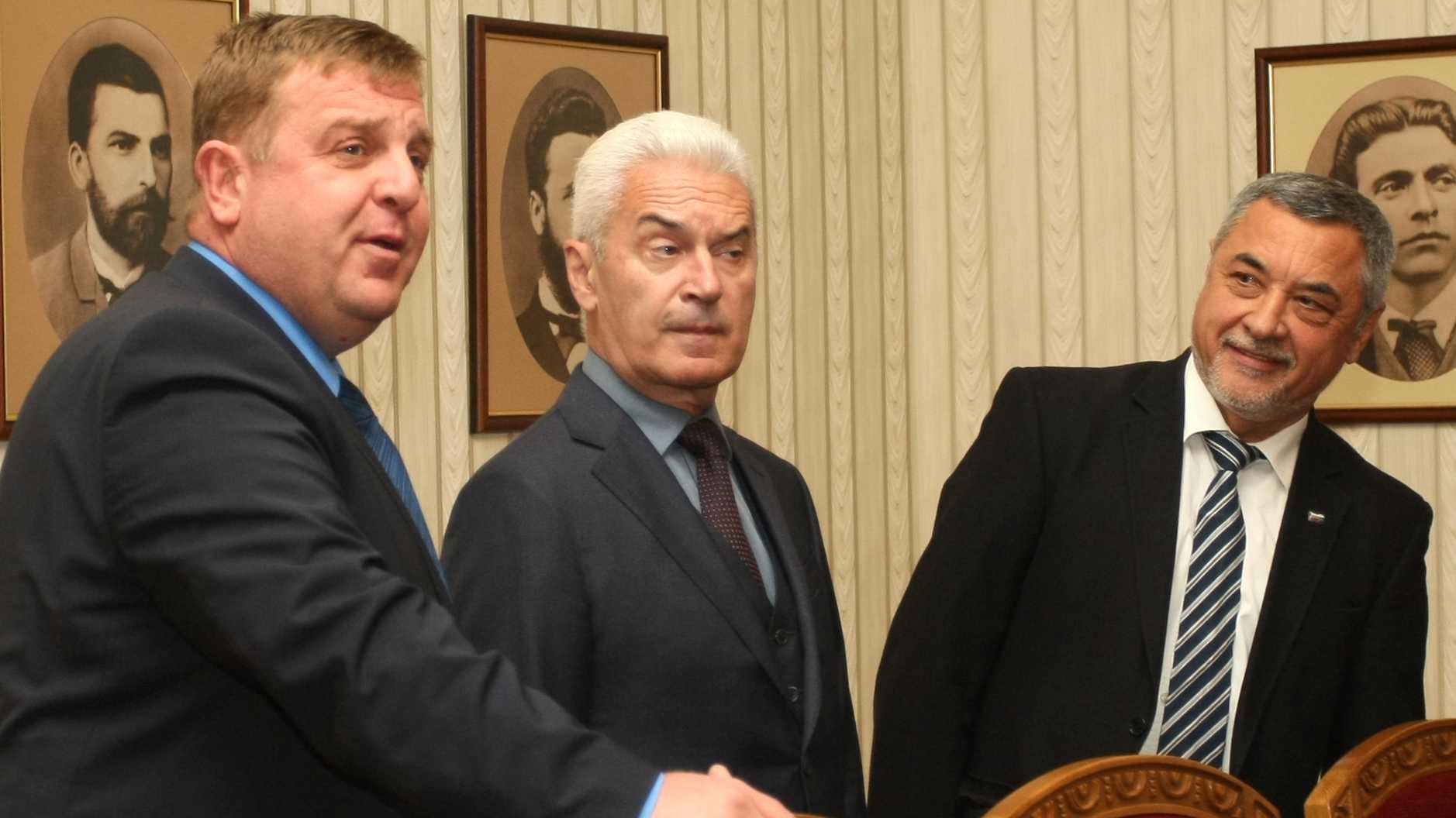 Пропукване в „Обединени патриоти“ в навечерието на евровота
