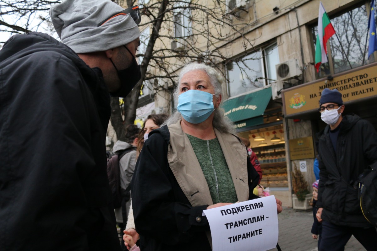 Трансплантирани пациенти „на преглед“ при министъра на здравеопазването