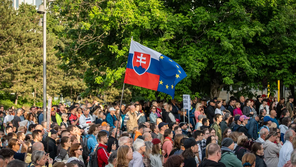 Протести срещу чистките в сферата на културата в Словакия 