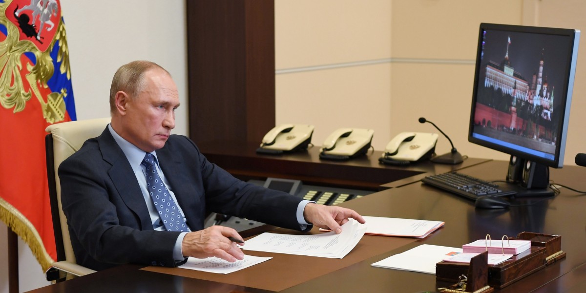 Путин поздрави Байдън, очаква сътрудничество