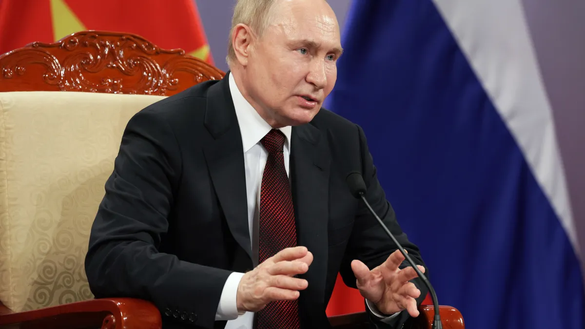 Путин пристигна в Казахстан за срещата на върха на ШОС