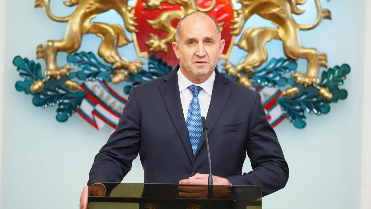 Радев поиска референдум за еврото, получи подкрепа само от две проруски партии