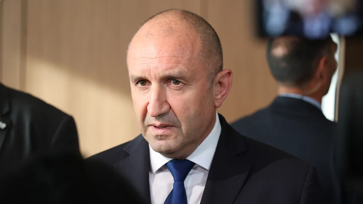 Радев ще наблюдава демонстрациите на учението Бриз от борда на Дръзки