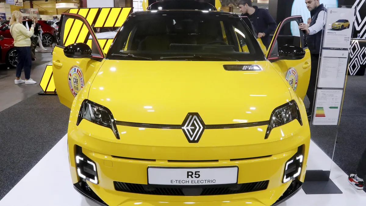 Renault отчете почти 10 милиарда евро счетоводна загуба заради дела си в Nissan