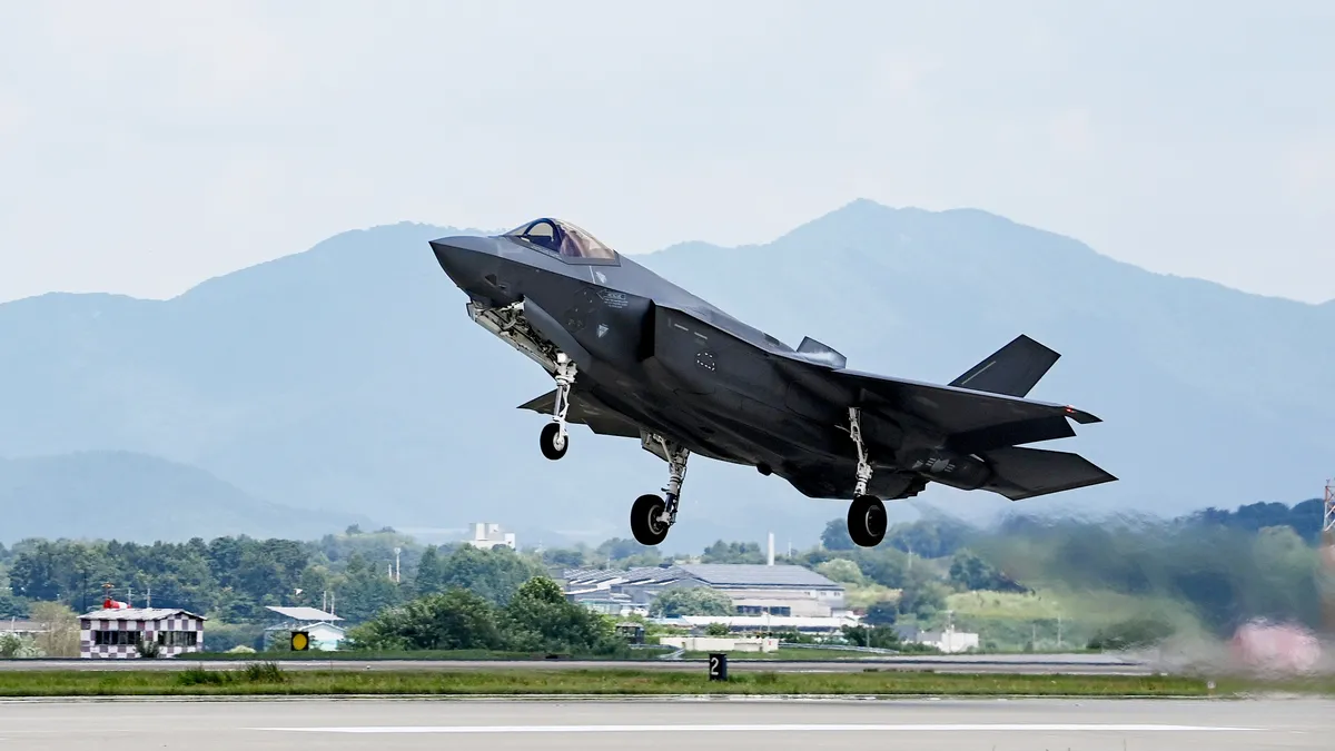 Румъния подписа споразумение със САЩ за закупуване на изтребители F-35
