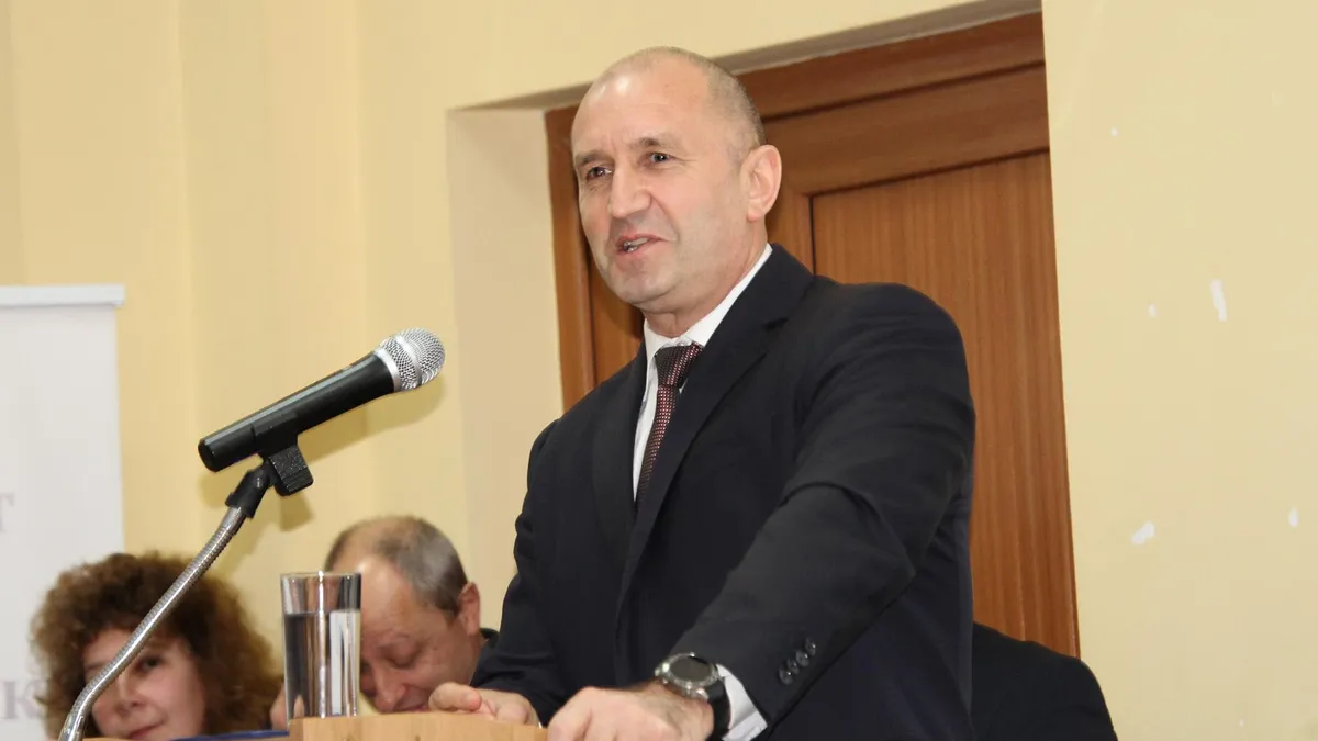 Румен Радев: Партиите трябва да върнат доверието в изборния процес