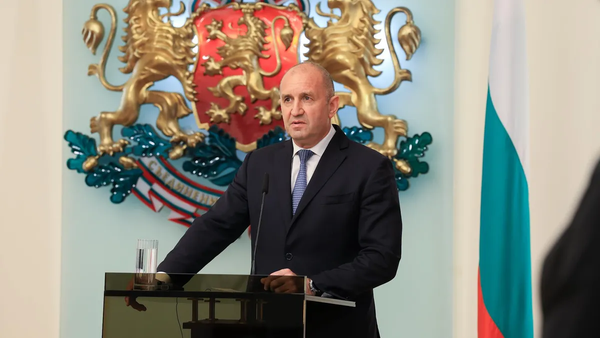 Румен Радев: Страхуват се да се допитат до народа