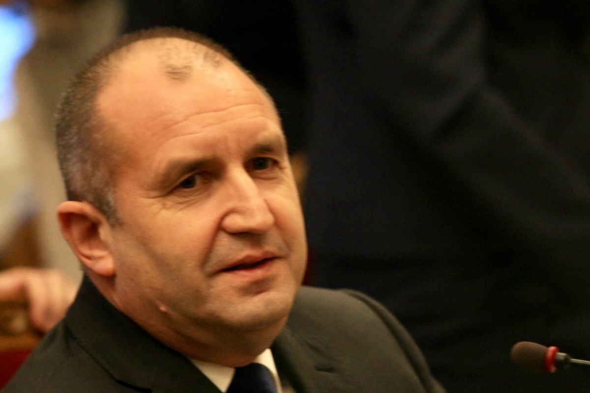 Радев заминава за Япония за интронизацията на император Нарухито