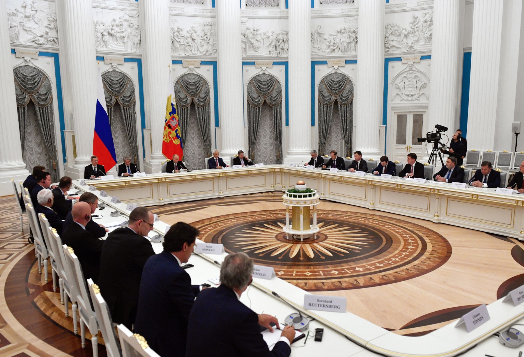 Експерт: Москва набляга върху влиянието пред господството
