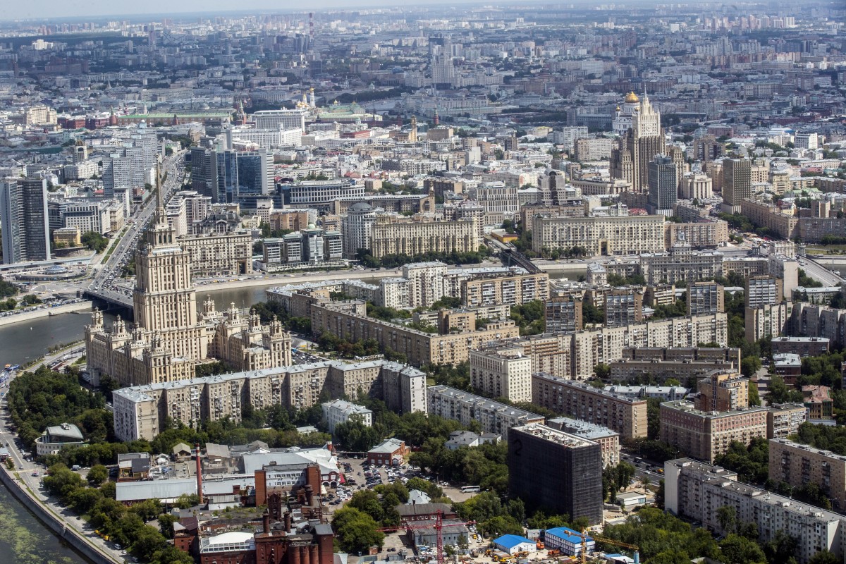 Започва основният изборен ден в Русия