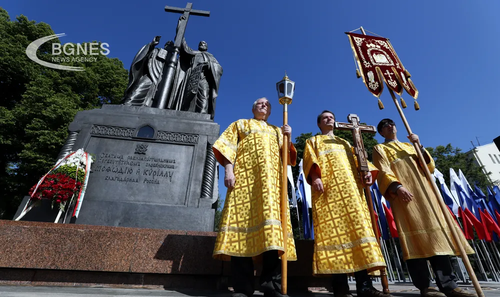 Русия поздрави РСМ с общия празник на славянските просветители Кирил и Методий
