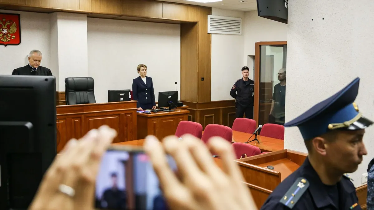 Русия вкара в затвора журналистката Курмашева