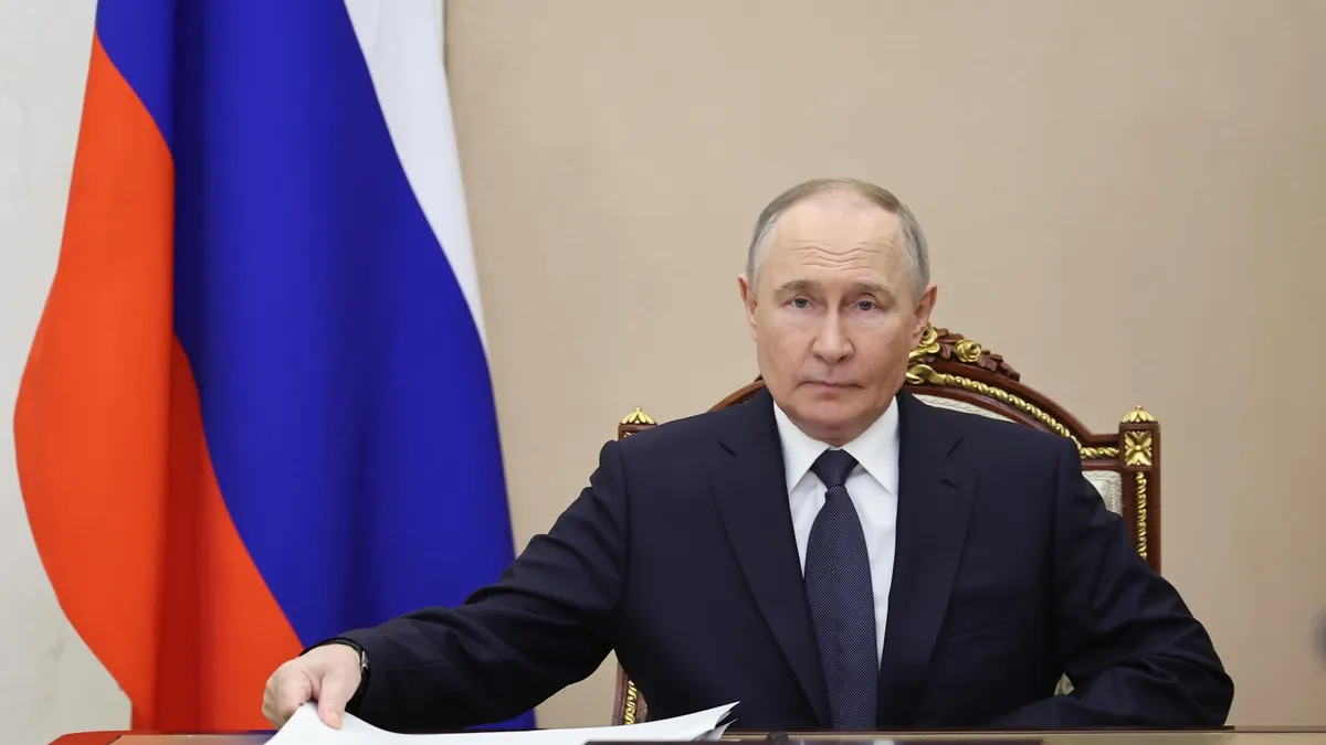 Руска делегация без Путин пристигна в Истанбул за преговорите за Украйна