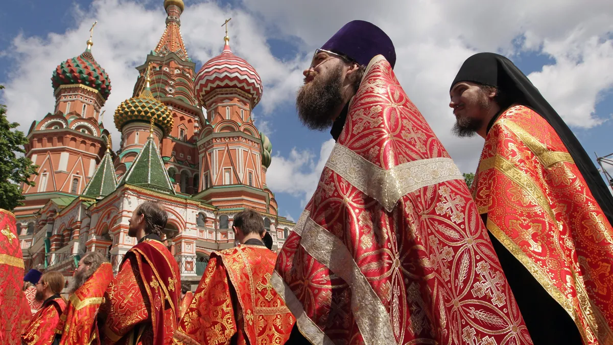 Руската църква обясни защо сред артистите има повече гейове, отколкото сред трактористите 