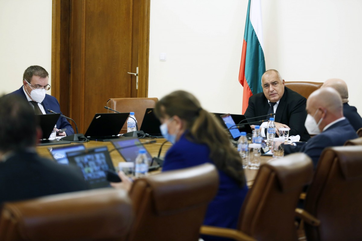 Кабинетът решава за подготовката на изборите