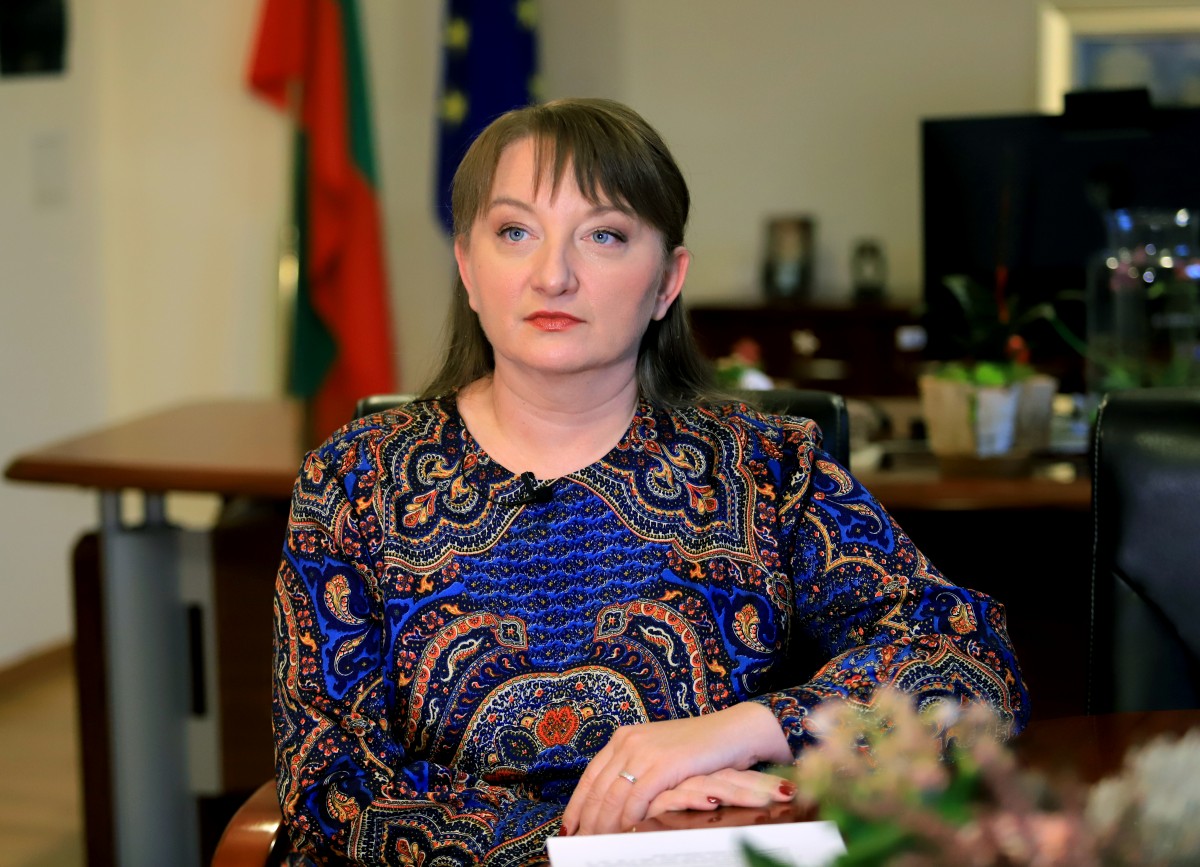 Сачева: Ваксини ще има за всички