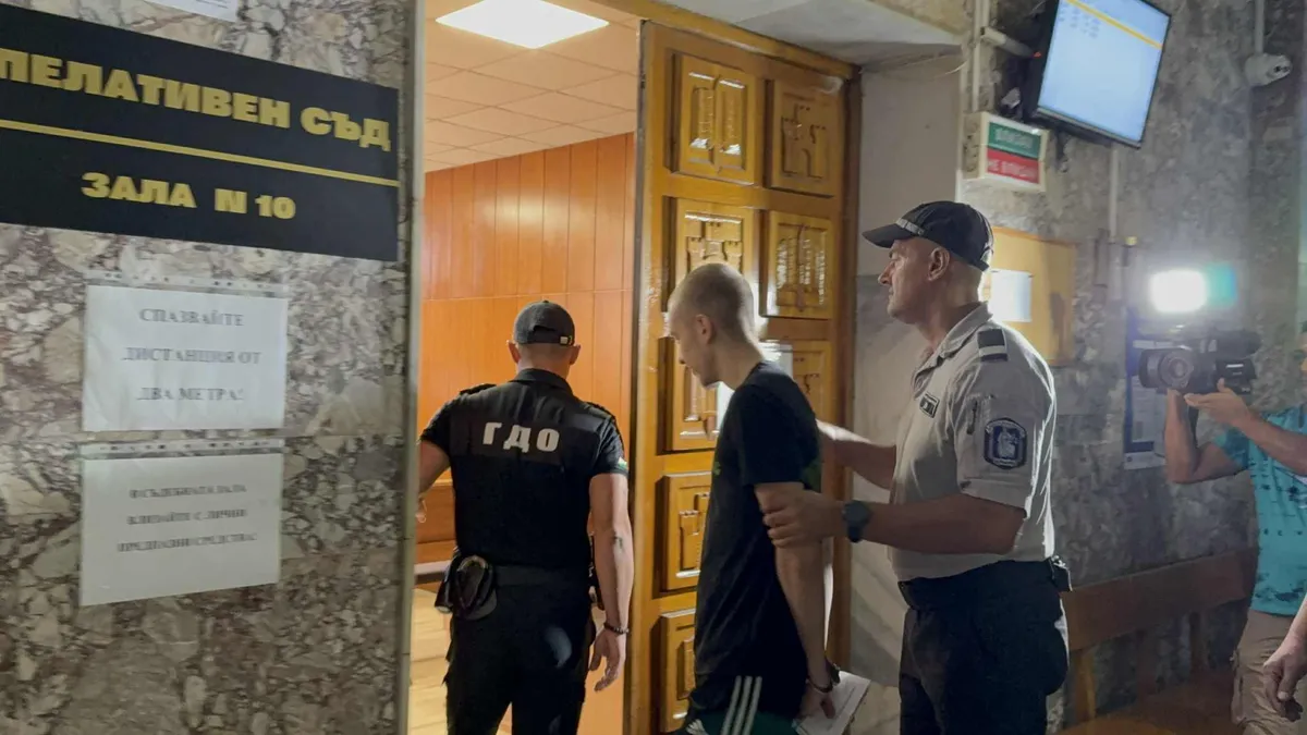 Съдът пусна под домашен арест и шофьора на колата от инцидента с шефа на полицията в Русе