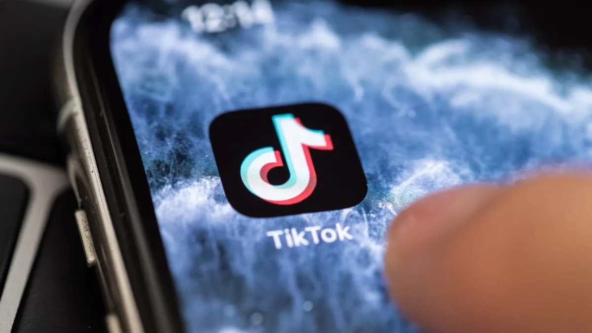 САЩ с една стъпка по-близо до забраната на TikTok