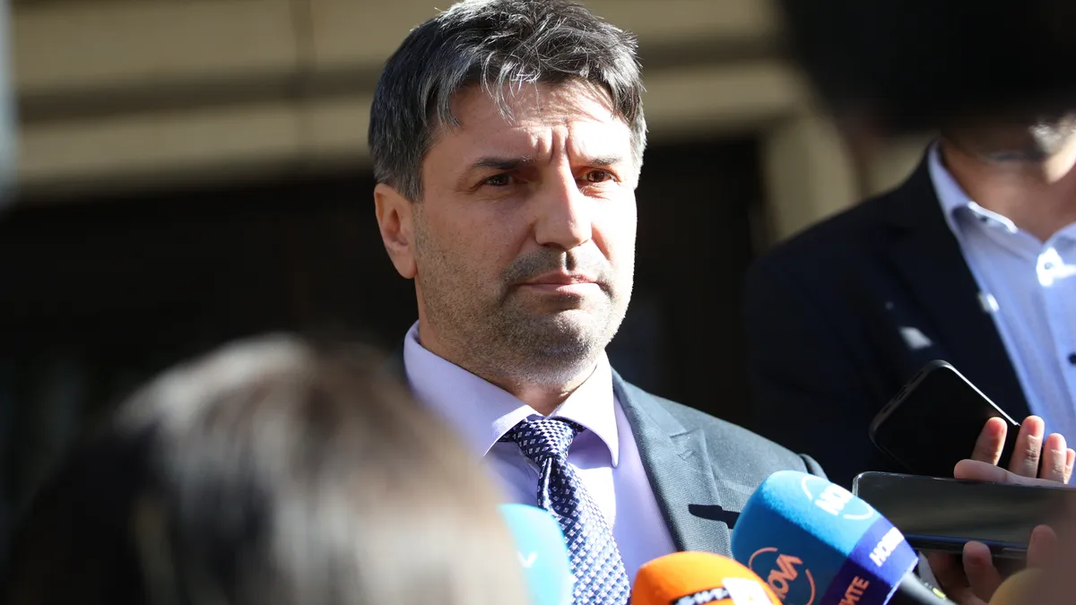 СДВР: Протестът пред Народния театър беше заявен като културно мероприятие