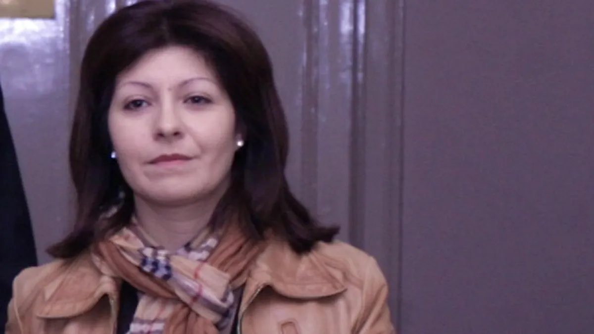 Севделина Арнаудова: Изправилите се срещу „чегъртането“ са истински големите хора в България