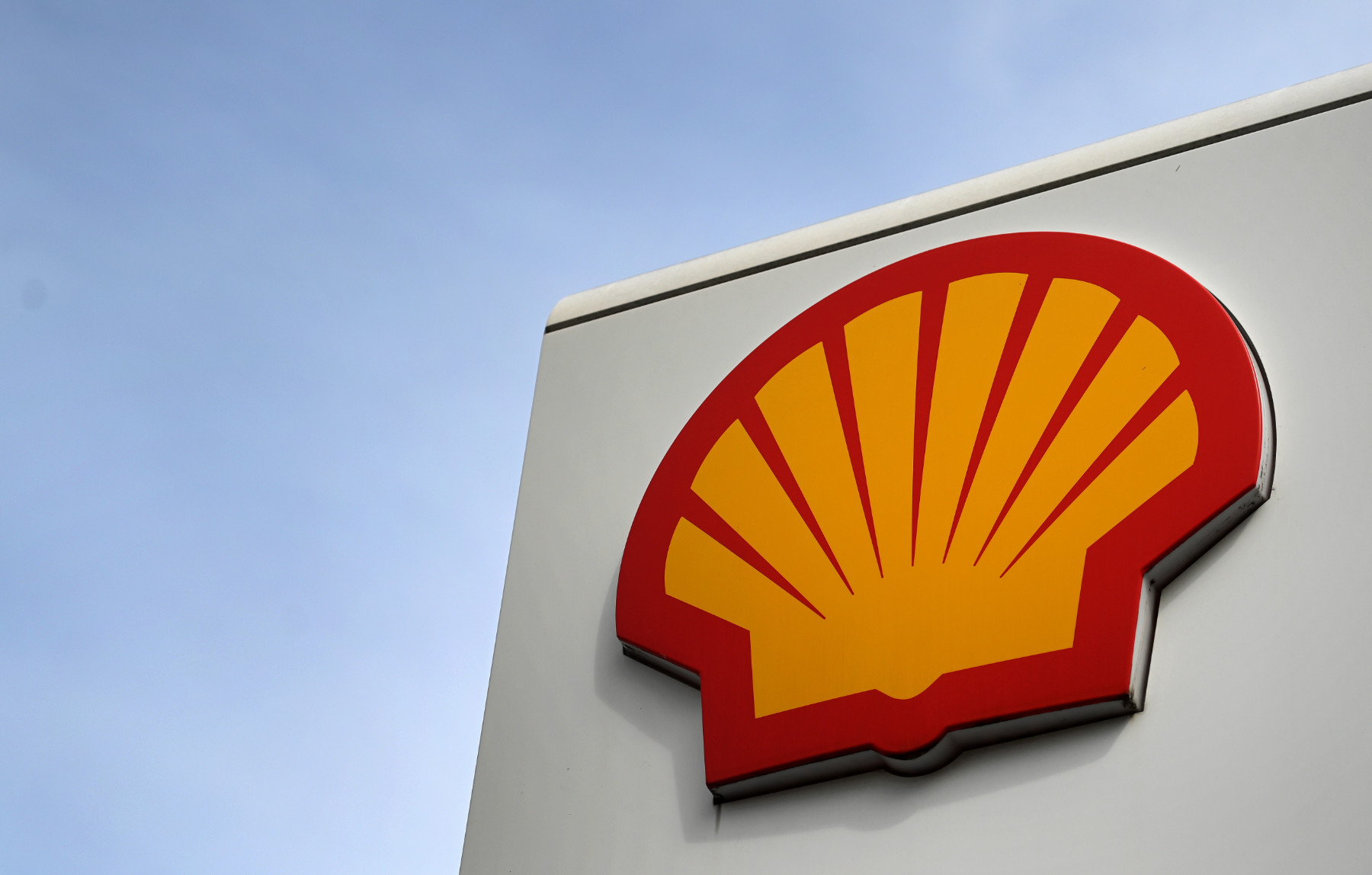 Изпълнителният директор на Shell: По-висок данък за енергийните компании
