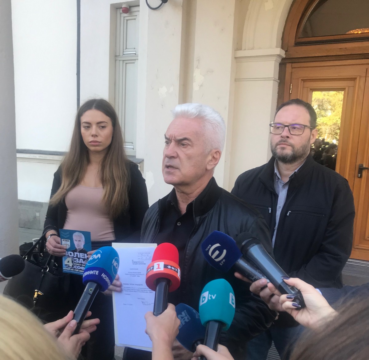 Сидеров депозира оставката си в Народното събрание