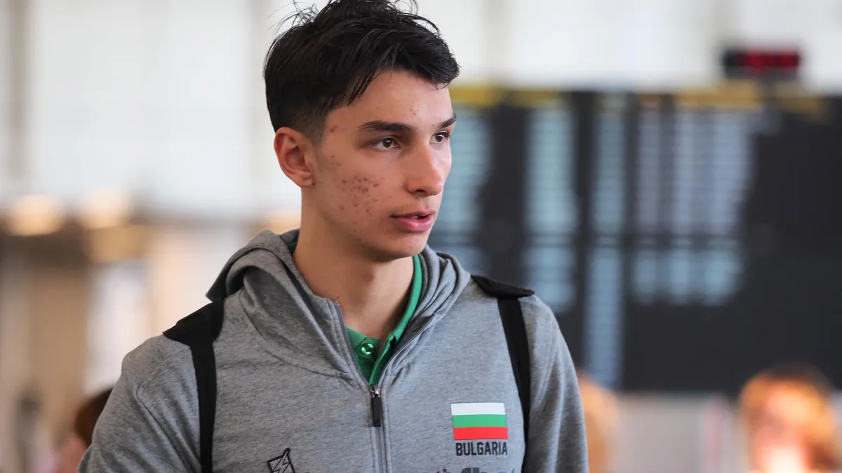 Симеон Николов има разкъсване на връзка на левия глезен, повикаха нов разпределител в националния тим