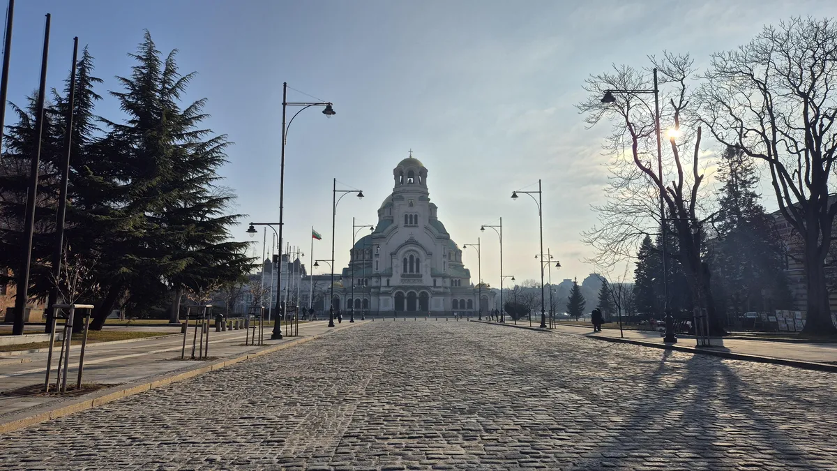 Слънчево, но студено, в сряда, 12 февруари