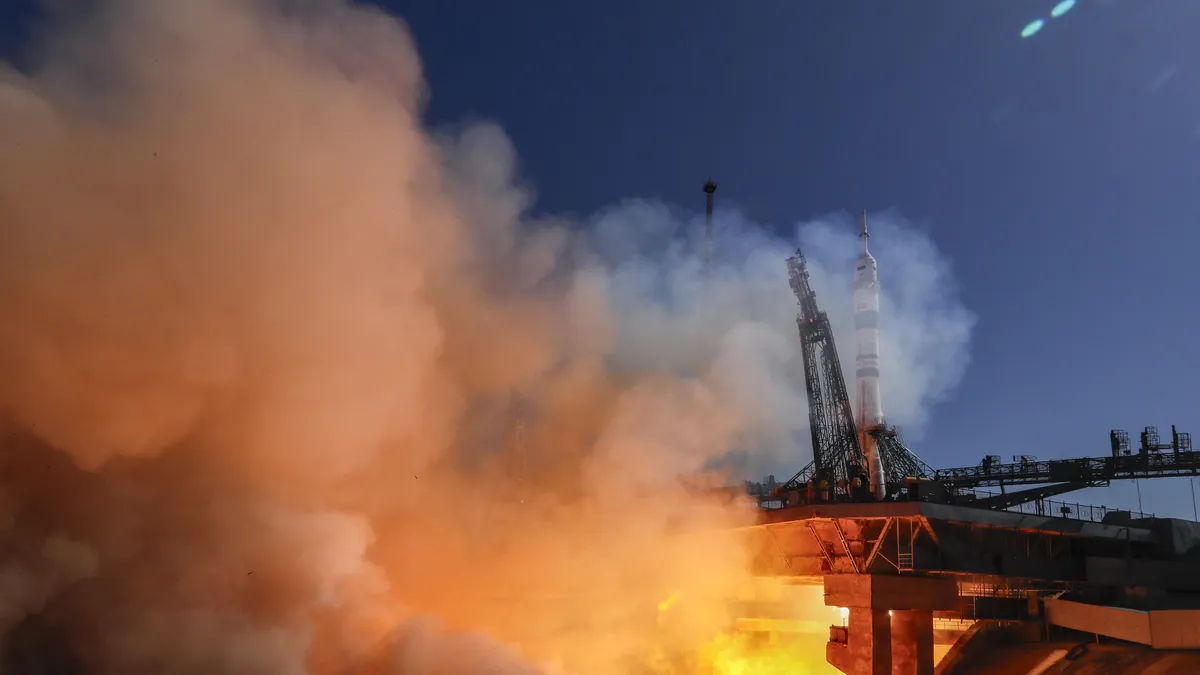 След 53 години в орбита съветският космически апарат „Космос 482“ се разби на Земята