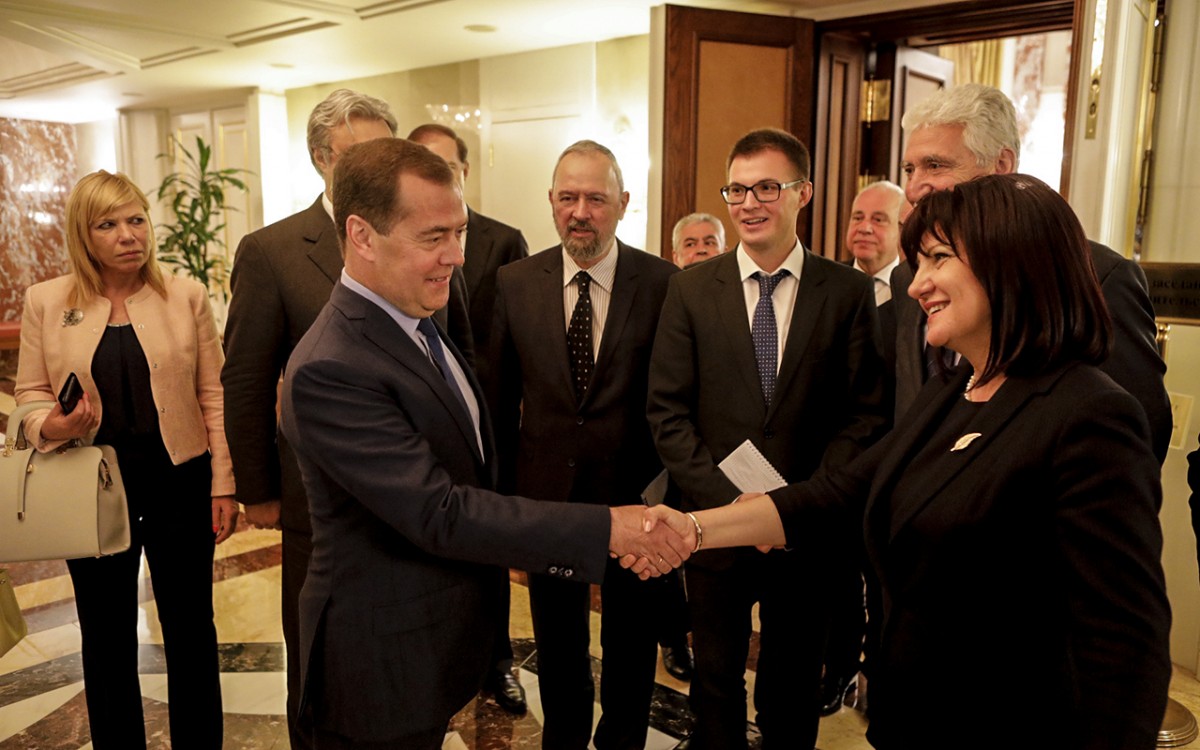 Медведев: „Росатом“ ще се включи в избора на инвеститор за АЕЦ „Белене“