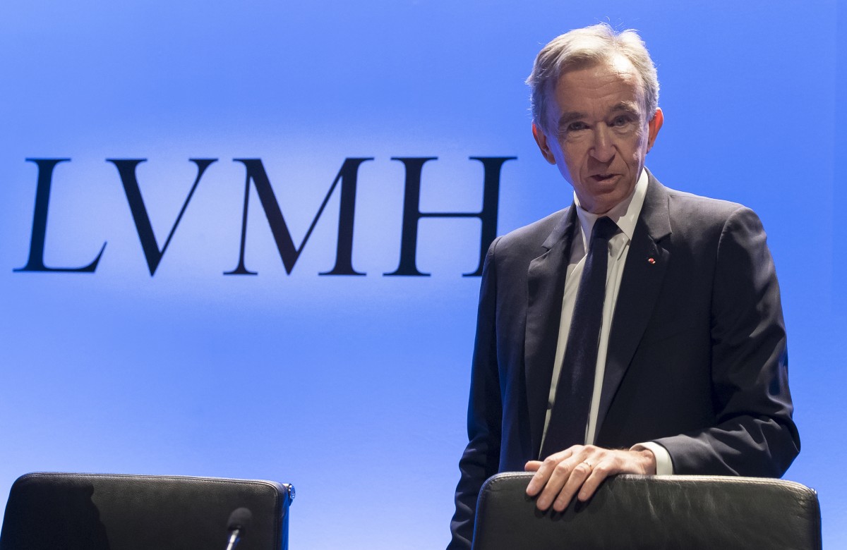 Собственикът на LVMH Бернар Арно стана третият 100-милиарден богаташ в света
