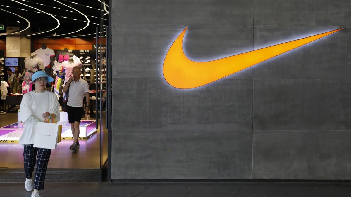Спад в приходите на Nike