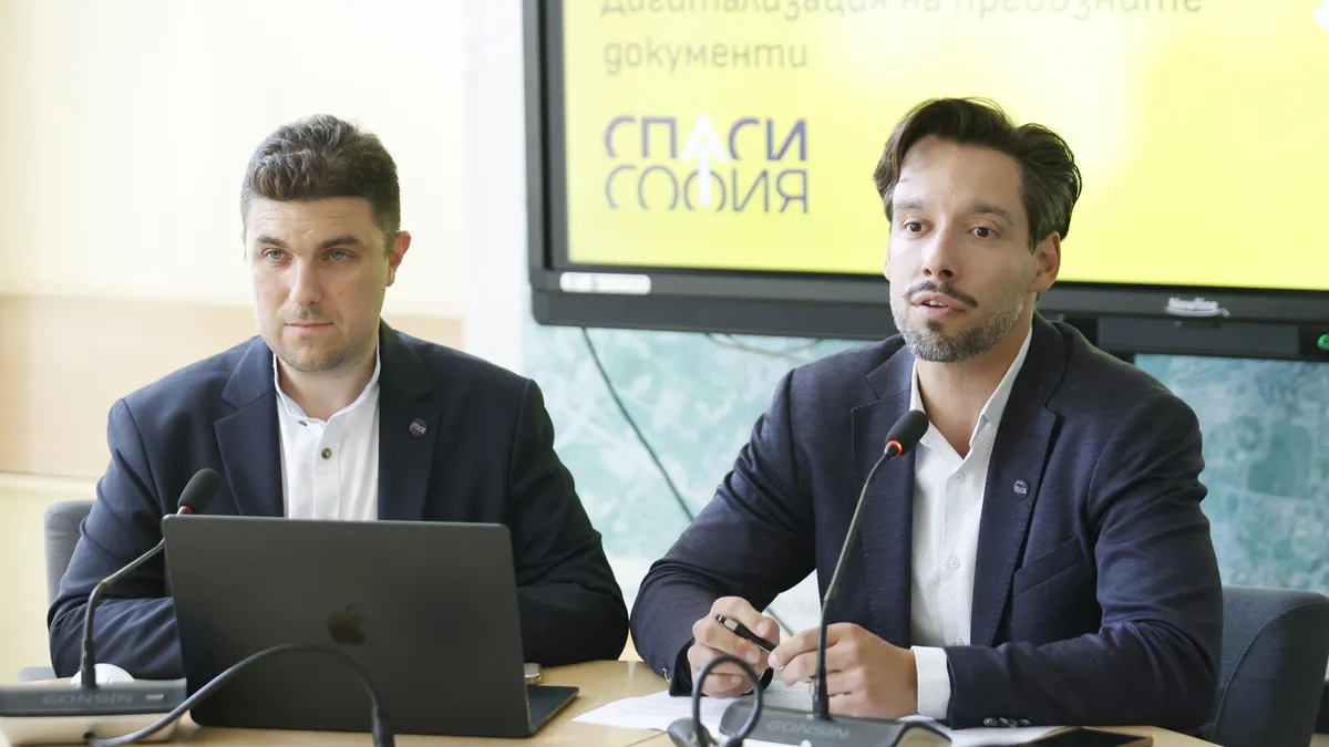 "Спаси София" предлага билетчето за транспорт да струва 80 евроцента, а абонаментните карти да станат дигитални 