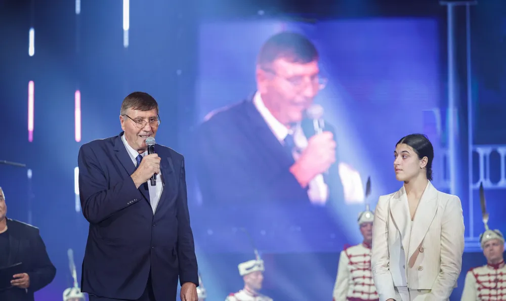 Спортният министър присъства на церемонията по връчването на годишните награди на Фондация "Енчо Керязов"