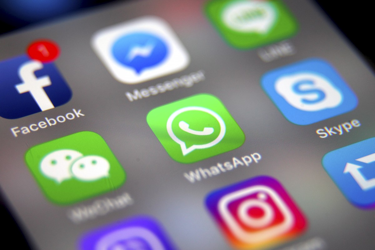 Срив на Facebook, Instagram и WhatsApp в цял свят