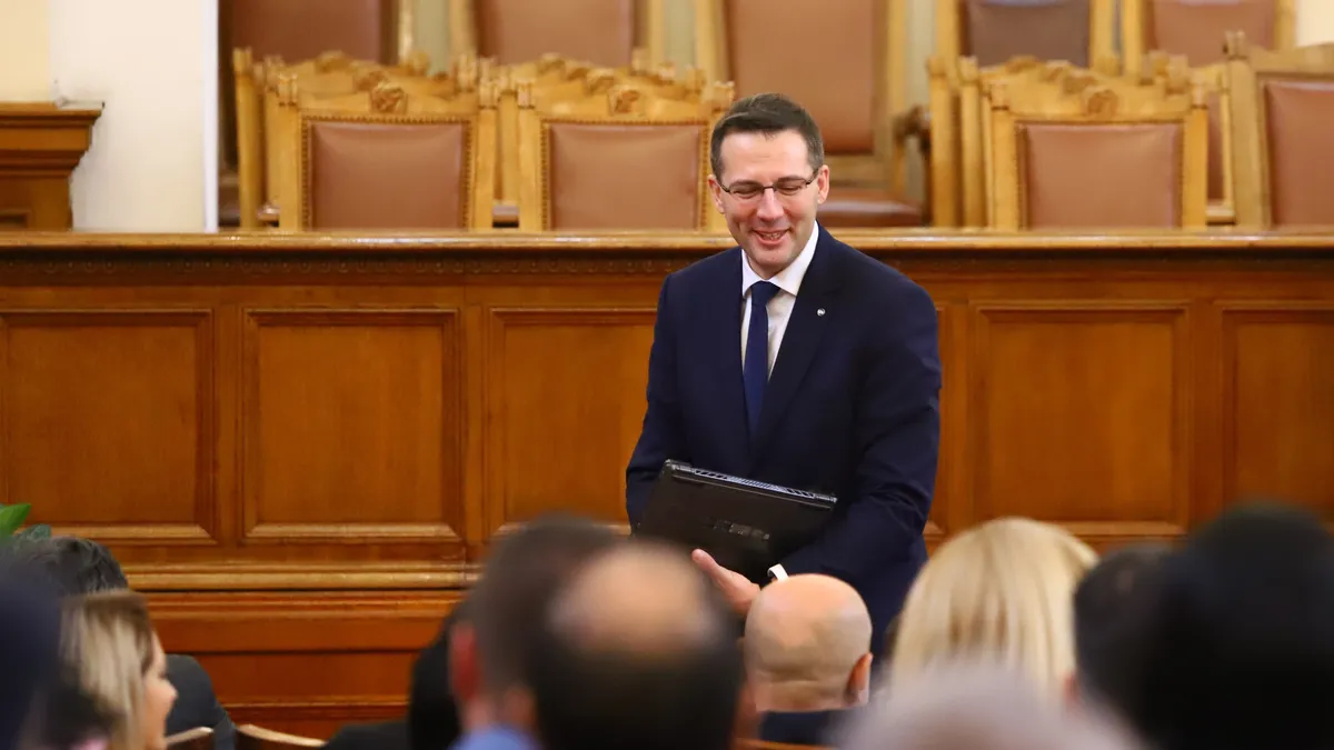 Станислав Анастасов от ДПС - Пеевски: Джевдет Чакъров е дерибей