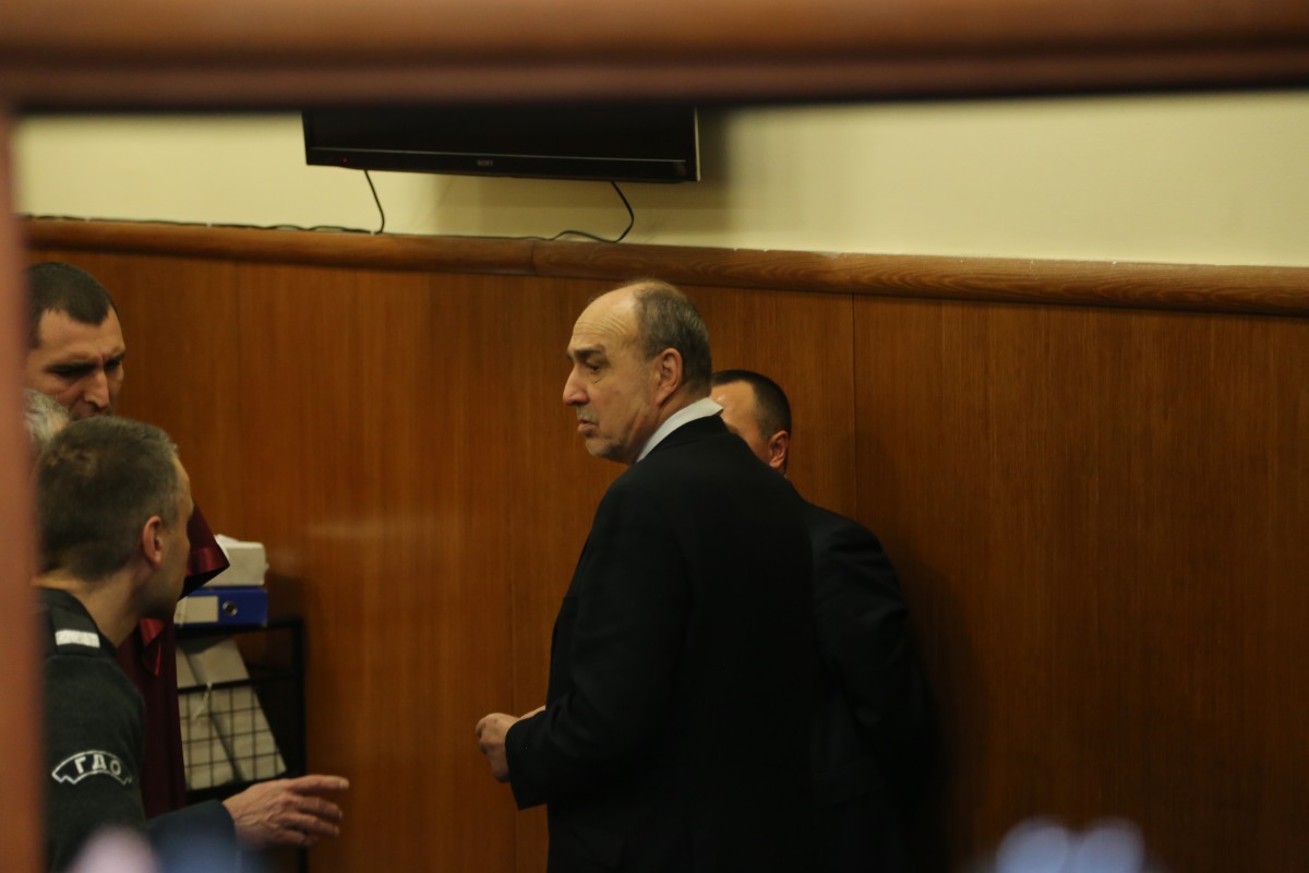 Стайко Стайков не се яви в съда, в болница е