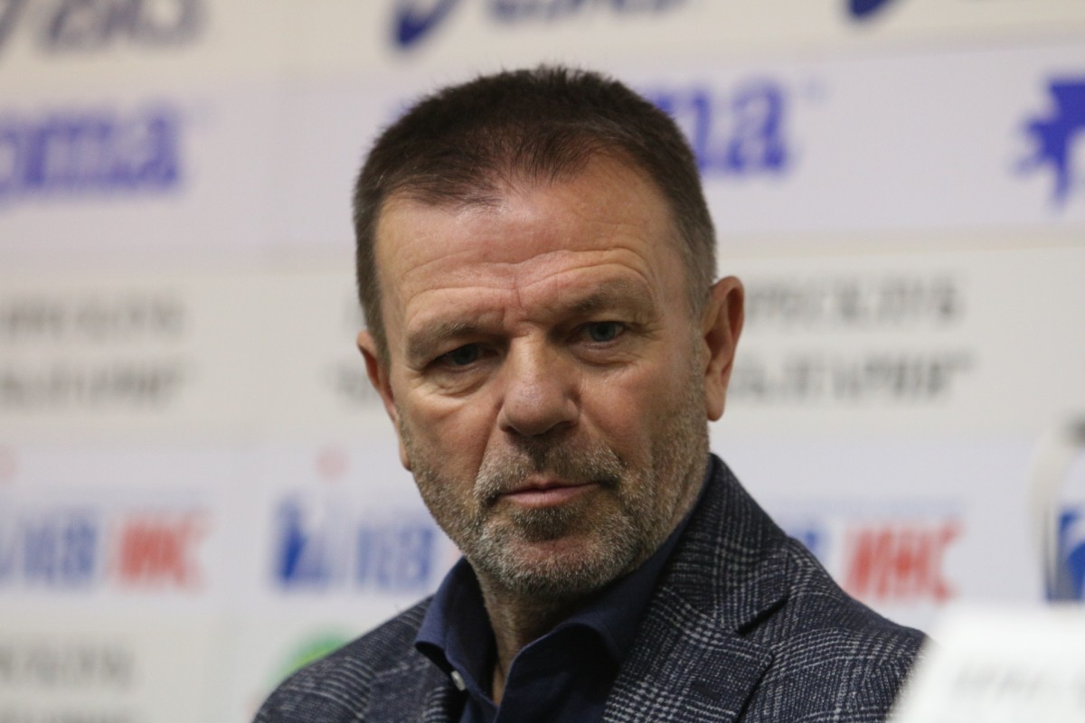 Стойчо Младенов: Професията треньор по футбол трябва да се узакони, нека премиерът помогне