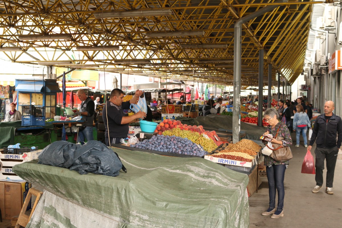 Строят жилищен блок на мястото на пазара в "Младост" 1
