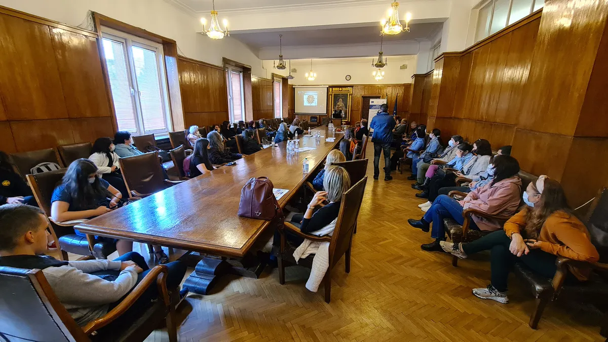 Световноизвестен информатик с открита лекция в Софийския университет по покана на INSAIT