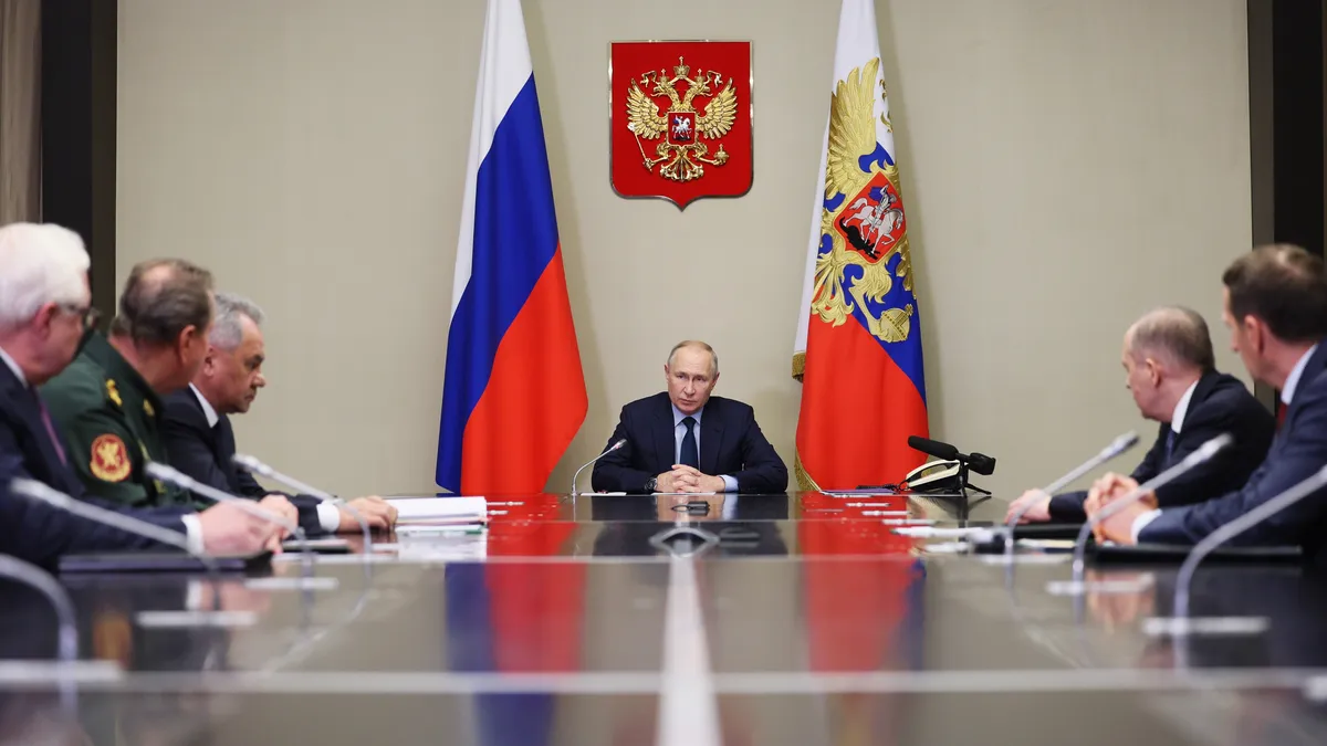 “Таймс”: Българите и сърбите са най-желаните от Русия шпиони