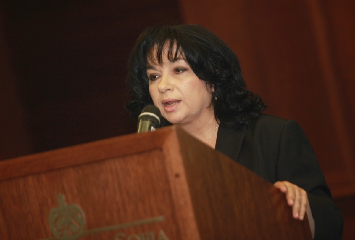 Петкова: Газовата връзка с Гърция е в решителната си фаза