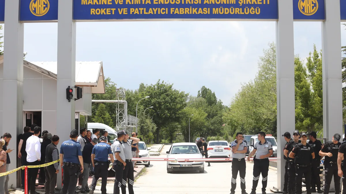 Терористична атака в Анкара, има загинали и ранени