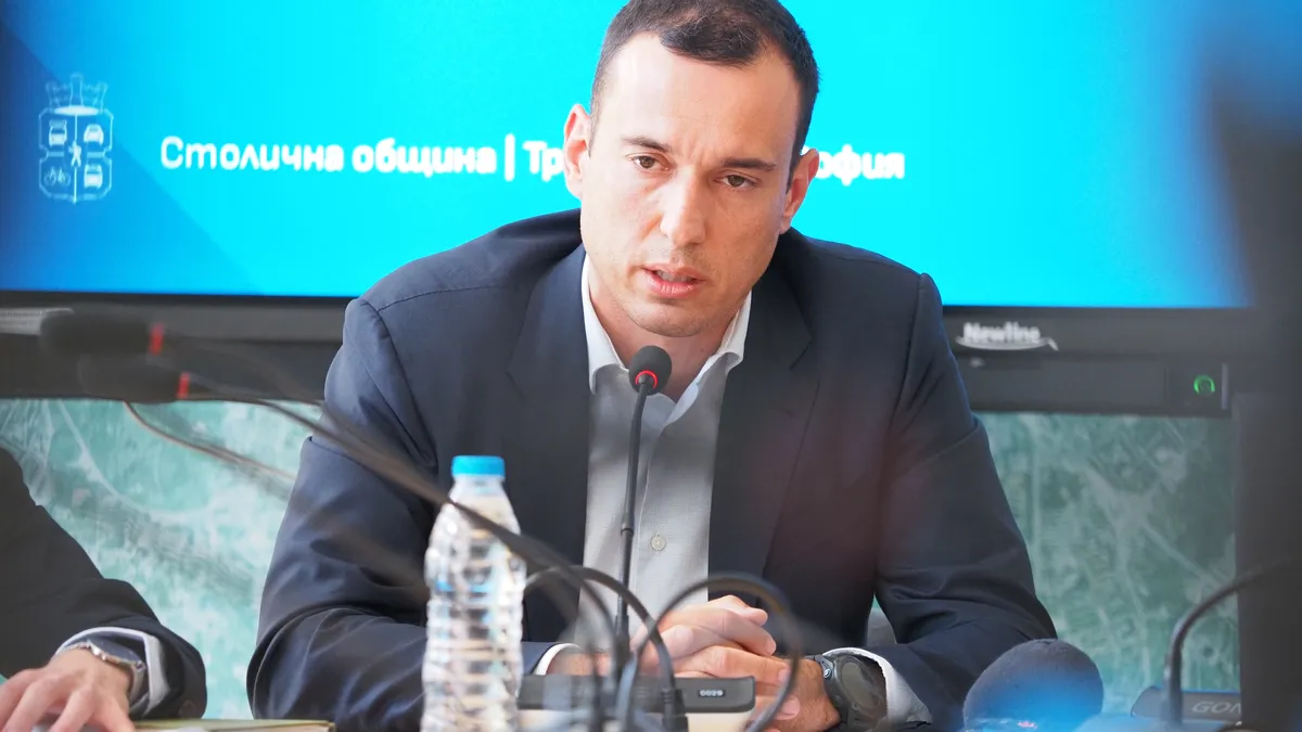 Терзиев: Държавата да изплати 28 млн. лв. за преференциалните карти за градски транспорт