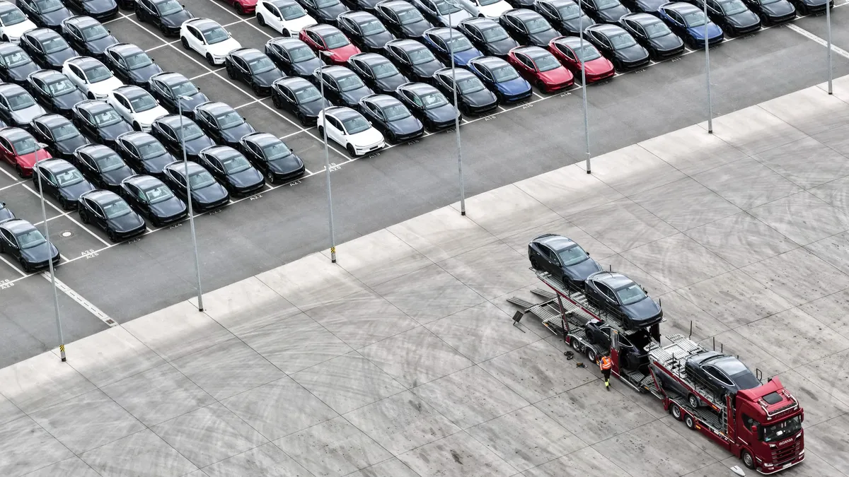 Tesla сключи мегасделка за енергиен проект в Китай