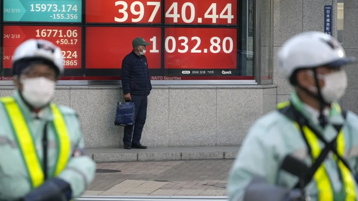 Токийският Nikkei се срина с 12,4%