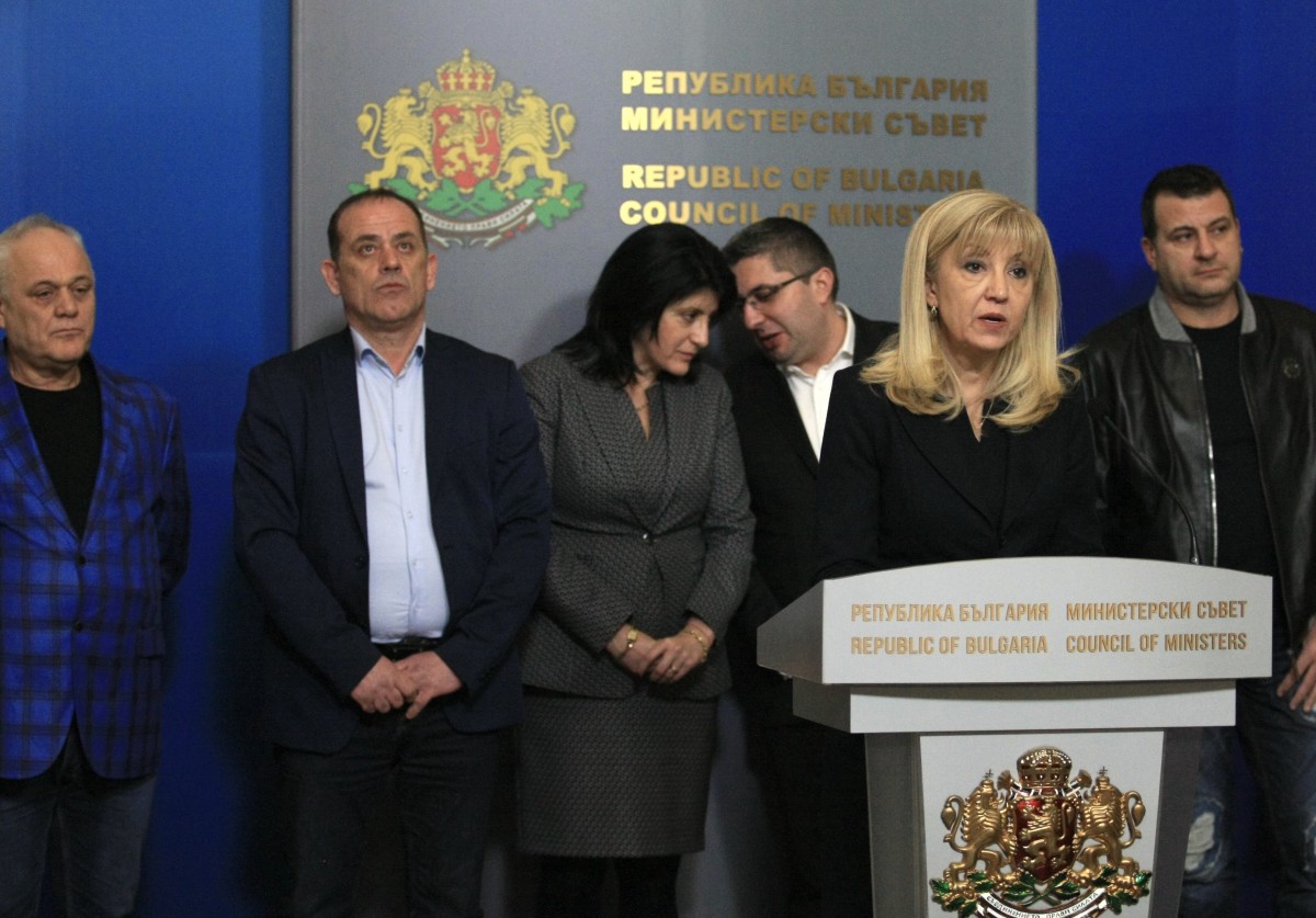 Тол системата тръгва на 1 март, протестът на превозвачите се отлага