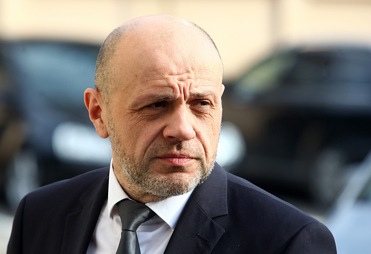 Дончев: Напрежение има, политическо лицемерие е то да се отрича
